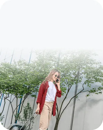 Voice Travel – Mobile Card Background